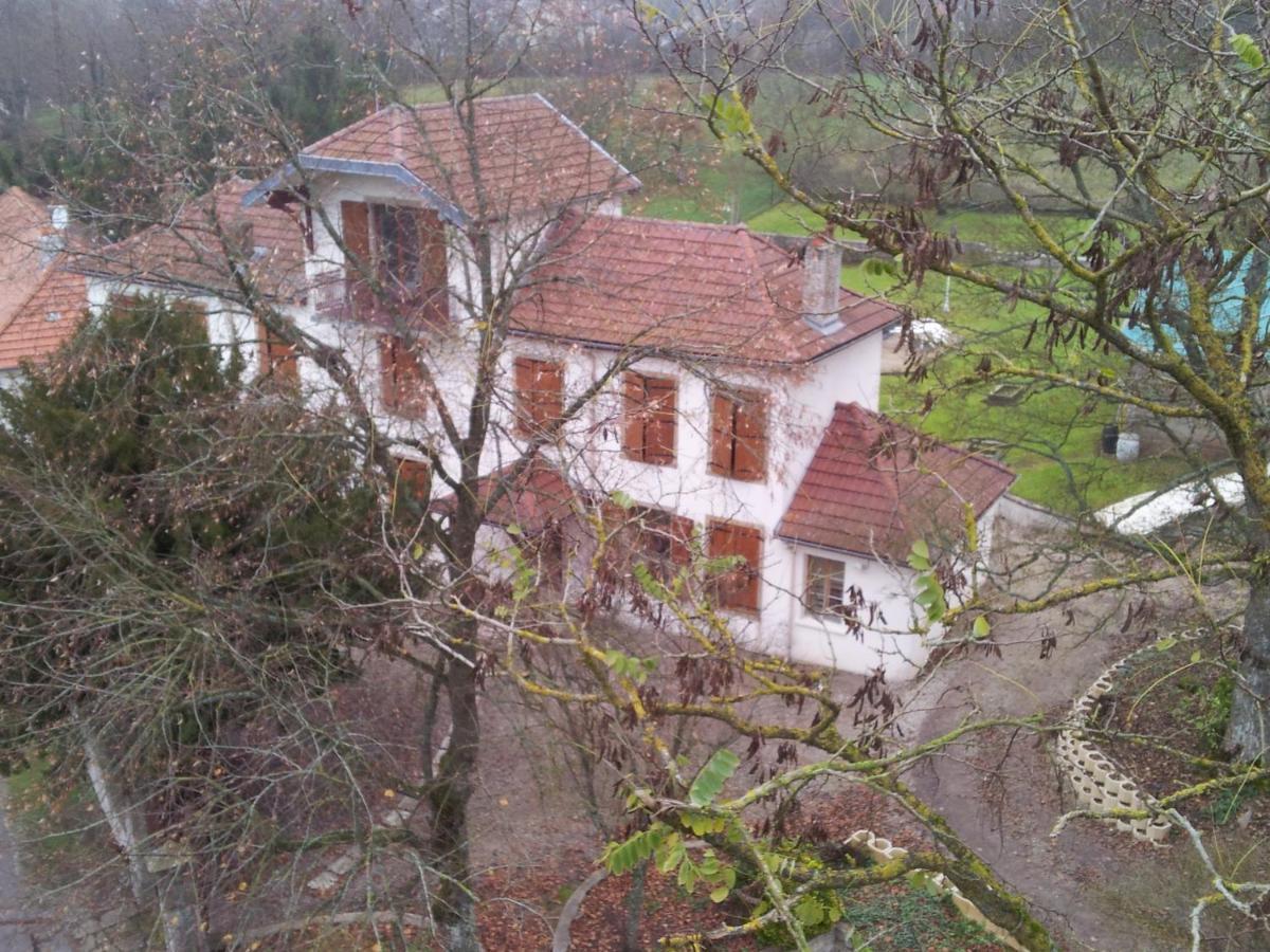 Villa Sainte Barbe Mirecourt Exteriér fotografie